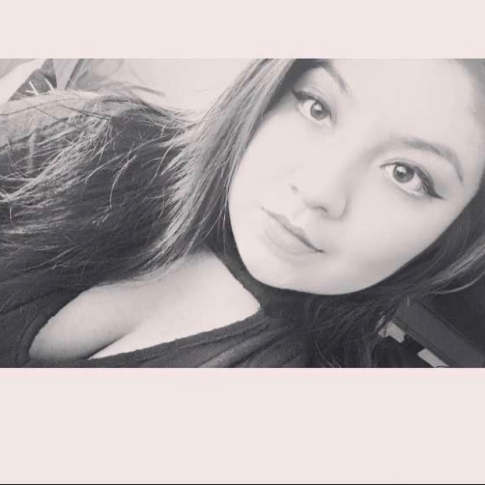 Meet your Posher, Vanessa